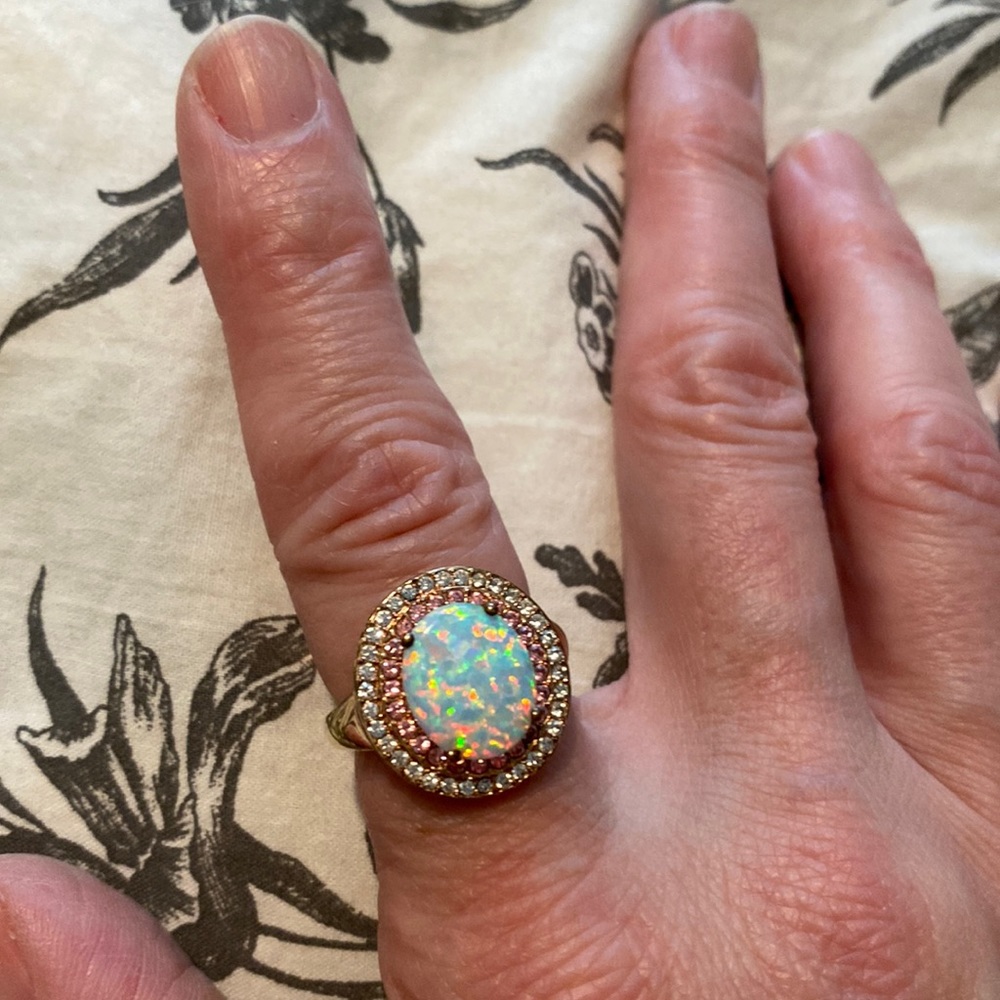 Gold opal ring